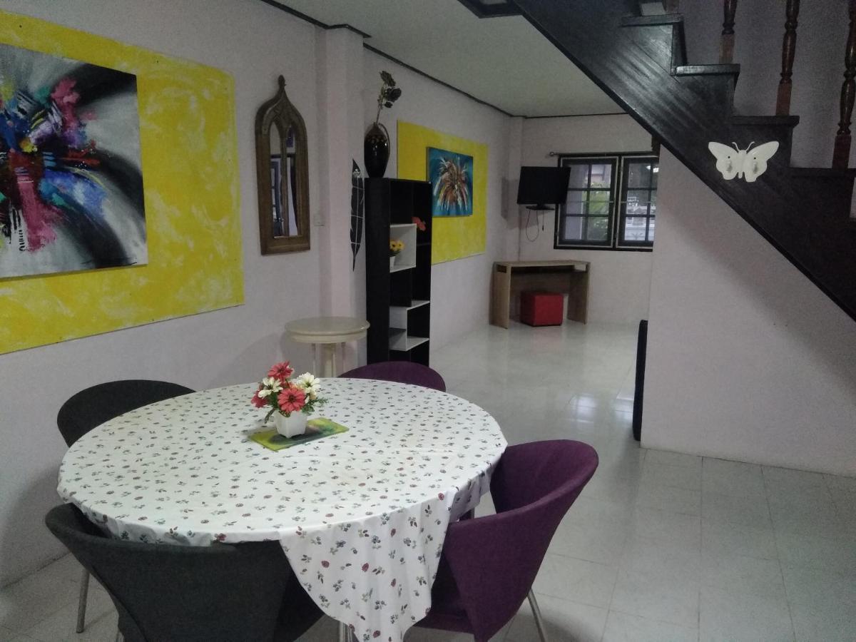 Hotel Happy House 51 HHQ Exterior foto
